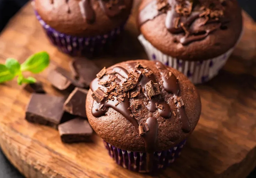 Jak udekorować muffinki czekoladowe - kreatywne pomysły na dekoracje