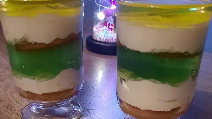 Jak usztywnić bitą śmietanę galaretką, aby uniknąć opadania kremu