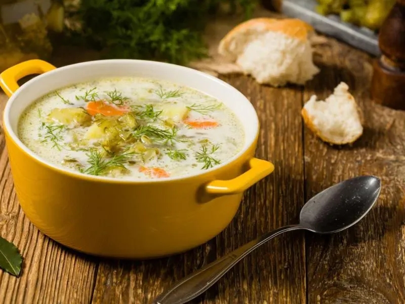 Jak zagęścić zupę dietetycznie i uniknąć dodatkowych kalorii