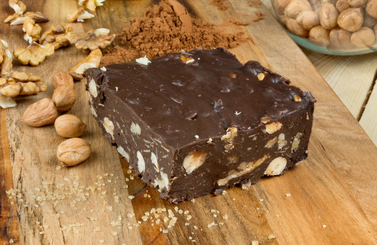 Jak zrobić blok czekoladowy – prosty przepis na pyszny deser